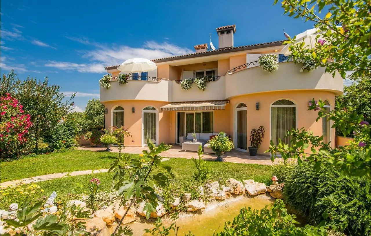 Awesome Apartment In Krk With Kitchen Bajcici